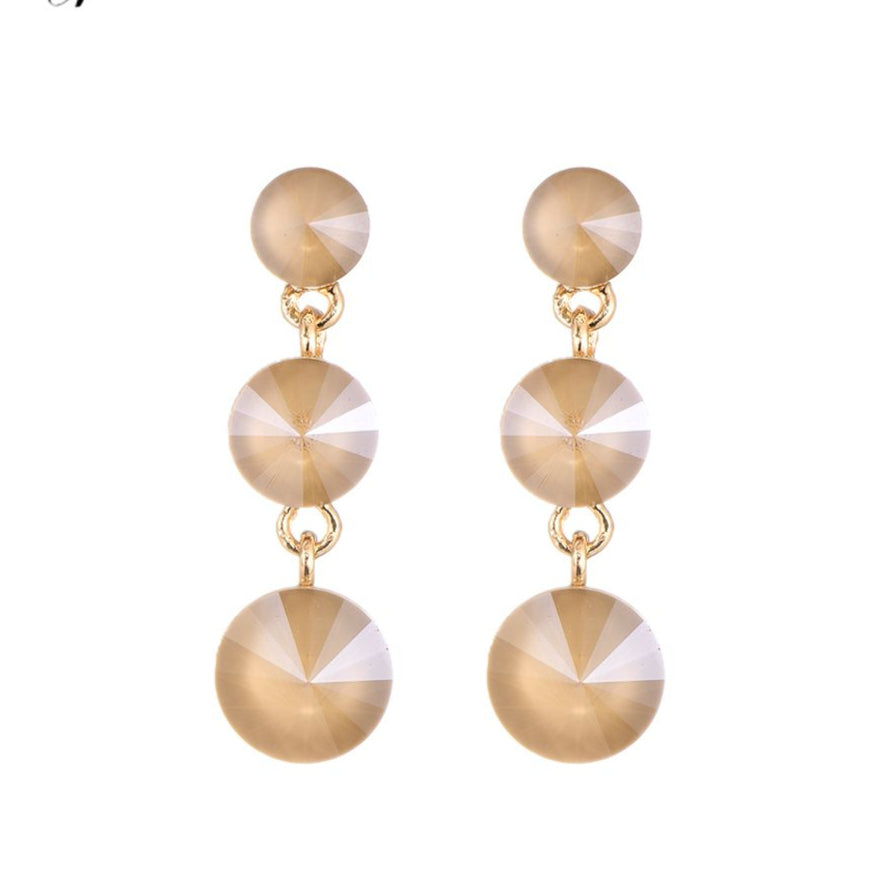 Celiné oorbellen hanger beige