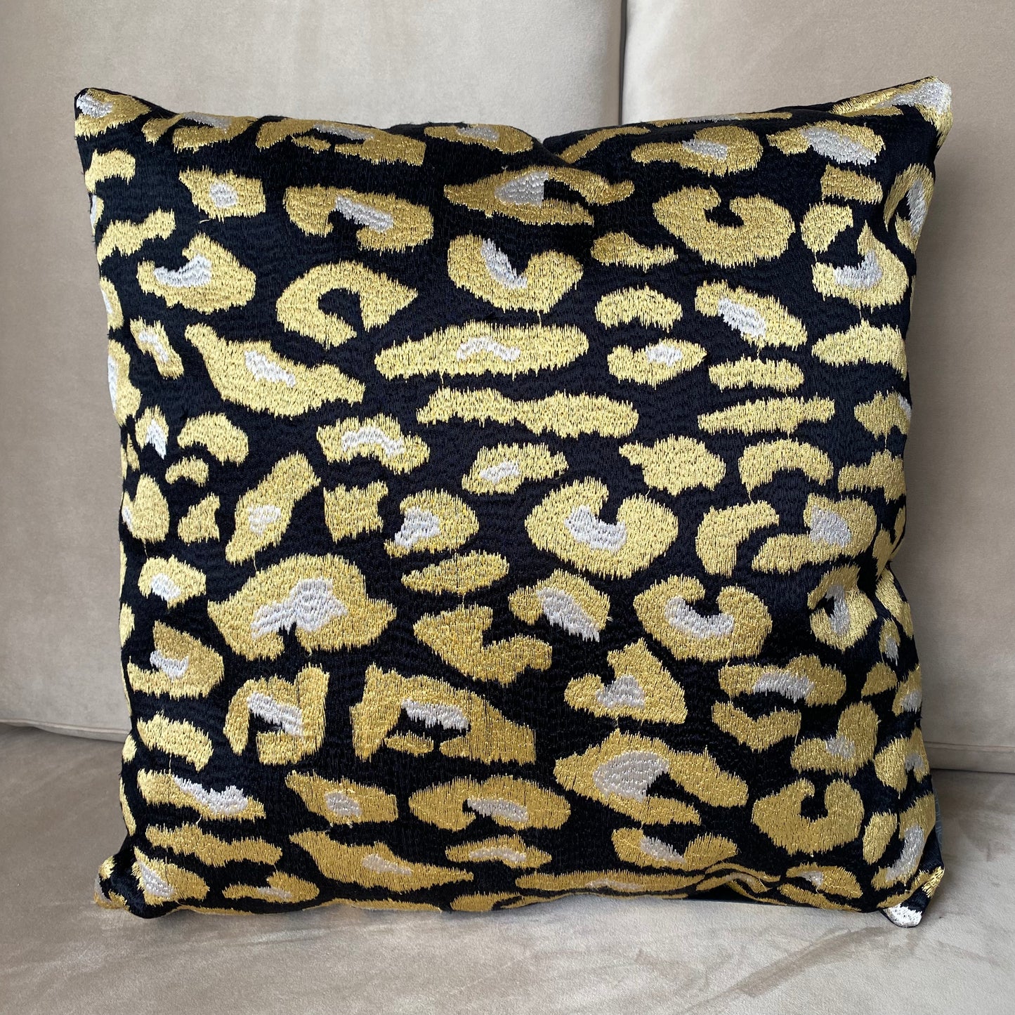 Luxe Sierkussen Panter Design Gold